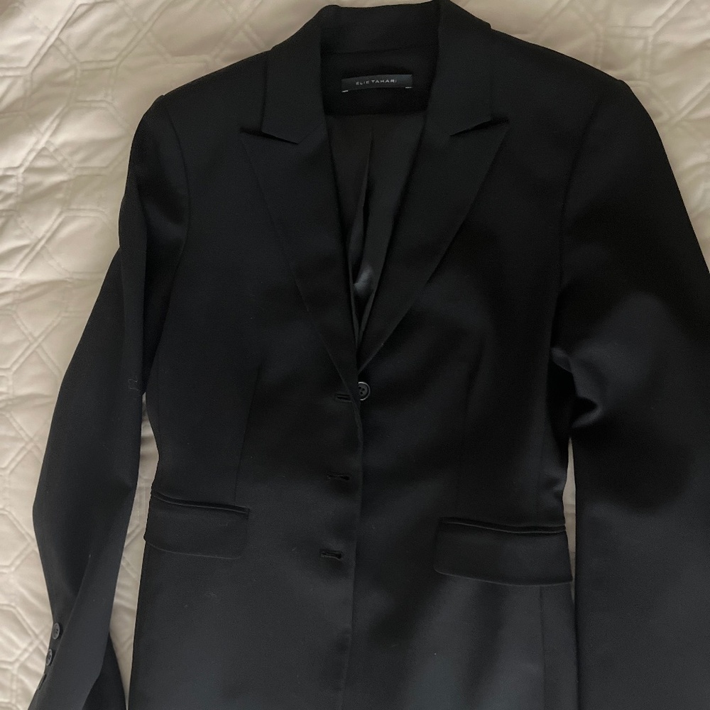 Elie Tahari blazer